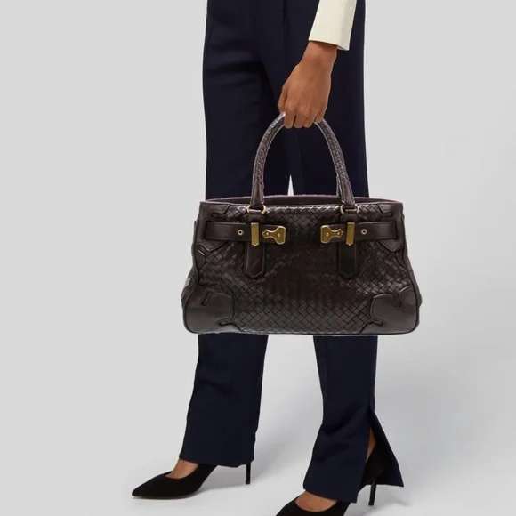 Bottega Veneta Dark Brown Woven Shoulder Bag - Picture 2 of 5